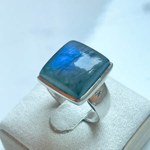 Labradorite Medium Square Ring - US 8