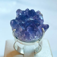 Load image into Gallery viewer, Amethyst Rough Large Four-Prong-Set Ring - US 8
