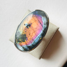 Load image into Gallery viewer, Labradorite Extra Large Oval Statement Ring - US 6.5
