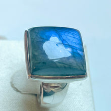 Load image into Gallery viewer, Labradorite Medium Square Ring - US 8
