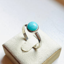 Load image into Gallery viewer, Larimar Small Round Ring - US 9.5
