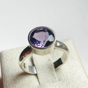 Amethyst Round Medium Ring - US 7