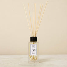 Load image into Gallery viewer, Norfolk Coastal Walks Reed Diffuser Set
