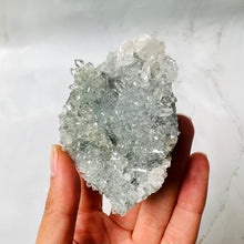 Load image into Gallery viewer, Shangaan Quartz - South Africa
