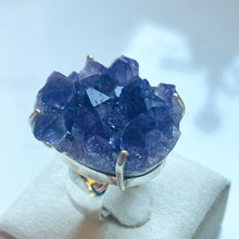 Load image into Gallery viewer, Amethyst Rough Large Four-Prong-Set Ring - US 8
