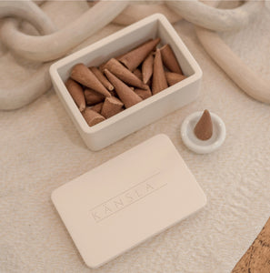 Kansla - Cashmere & Oak Incense Cones