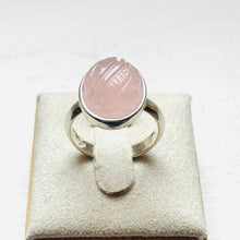 Load image into Gallery viewer, Rose Quartz Embossed Medium Oval Ring - US 7.5
