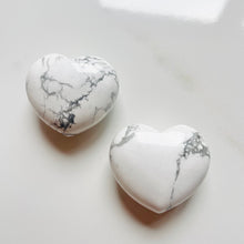 Load image into Gallery viewer, Howlite Heart
