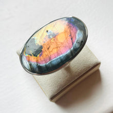 Load image into Gallery viewer, Labradorite Extra Large Oval Statement Ring - US 6.5
