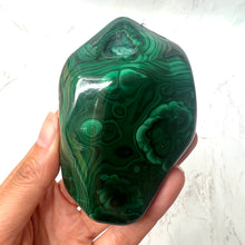 Load image into Gallery viewer, Malachite Freeform
