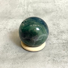 Load image into Gallery viewer, Fluorite Sphere L (6cm)
