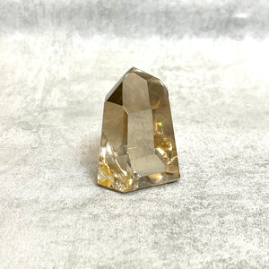 Natural Citrine Point (6x5x3cm)